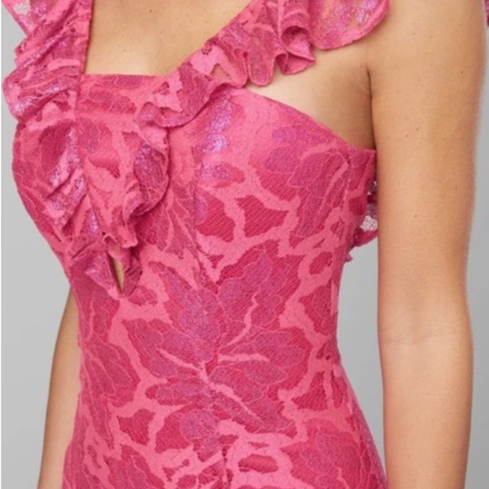 BEBE NWT Lace Ruffle Midi Dress pink glo - Picture 3 of 4